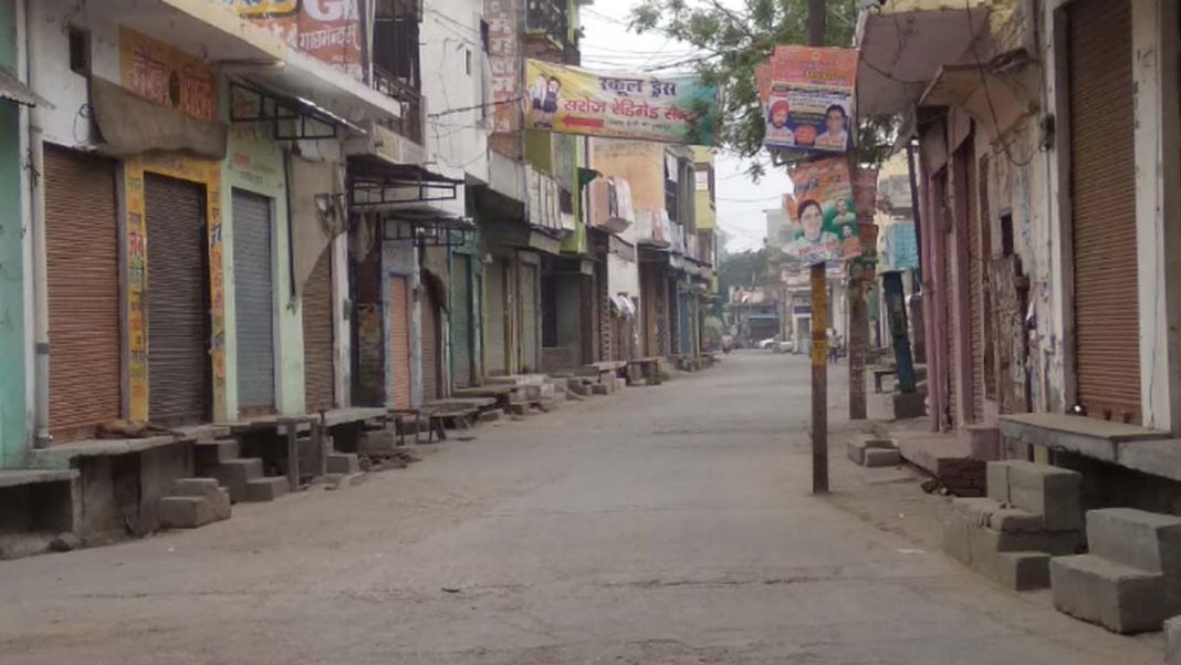 गुजरात: लॉकडाउन के चलते 4 महानगरों में नहीं खुलेंगी दुकानें, सरकार ने एक दिन में फैसला बदला