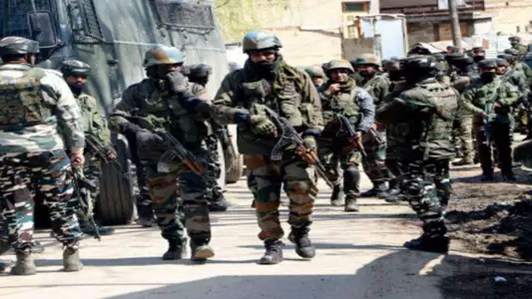 जम्मू-कश्मीर के हंदवाड़ा में फिर आतंकी हमला, CRPF के 3 जवान शहीद, 1 आतंकी ढेर