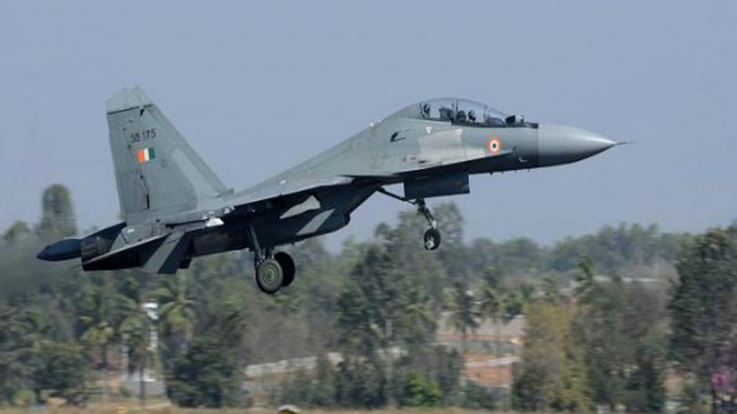 लद्दाख में अलर्ट, भारतीय वायुसेना ने उड़ाए सुखोई-30 लड़ाकू विमान
