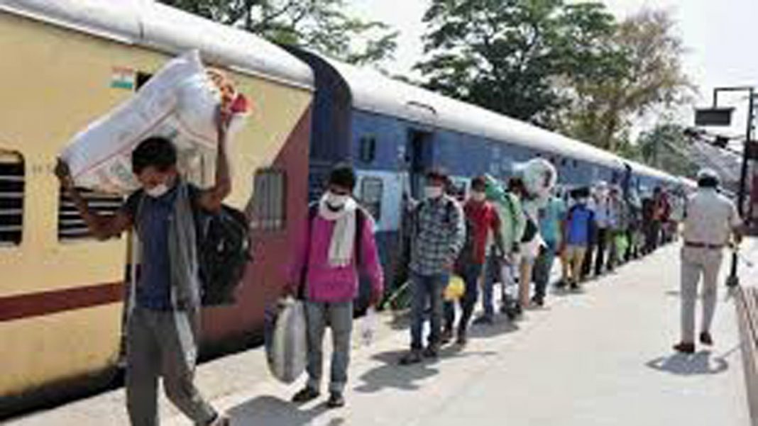 बिहार सरकार का एलान, प्रवासी मजदूरों से नहीं लिया जाएगा ट्रेन का किराया