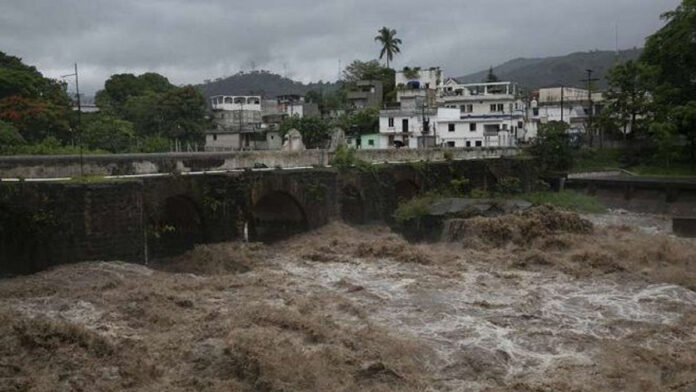 अल सल्वाडोर एवं ग्वाटेमाला मे तूफान ‘अमांदा’ से 17 लोगों की मौत